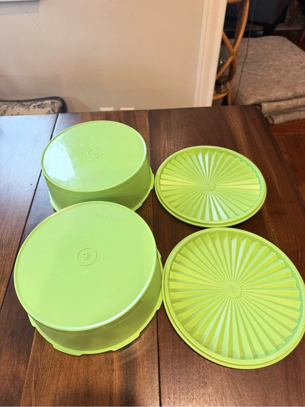 2 Vtg TUPPERWARE #1204 Lime Green Canister w/#1205 Sealing Lids USA